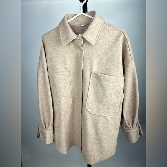 Shacket - Picture 1 of 4